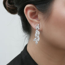 Load image into Gallery viewer, Dalya Earrings
